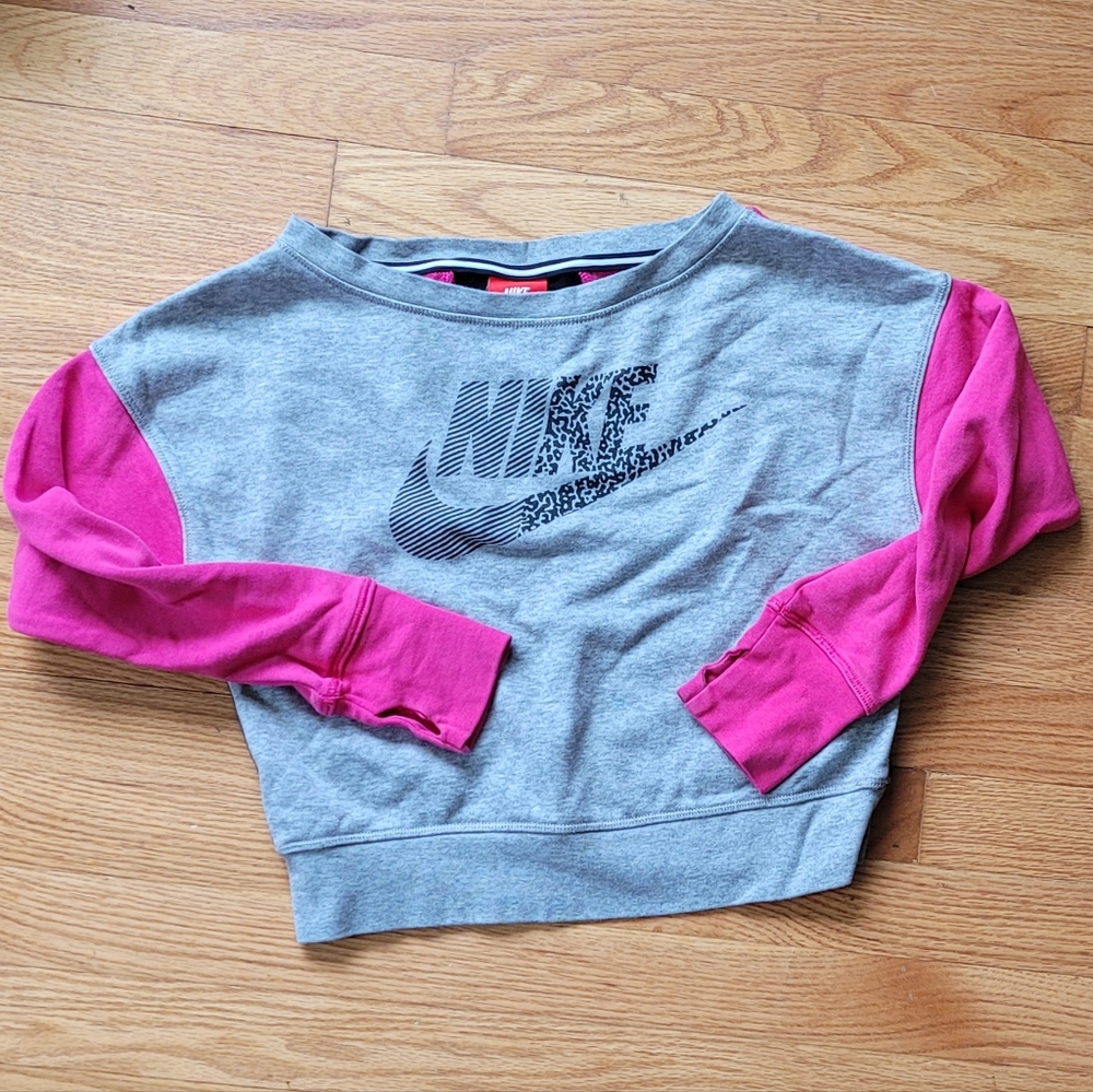 Nike Girl's Seasonal SB Crew Crop Sweatshirt Heather Gray/Black/Pink Size M